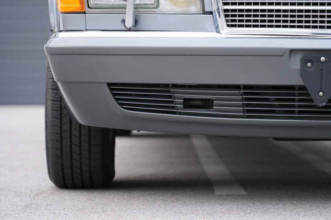1990 Mercedes-Benz W126 S-Class Sedan - Image 25 of 31