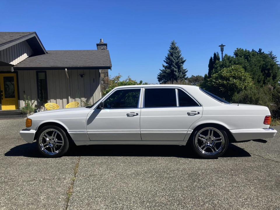 1990 Mercedes-Benz W126 S-Class Sedan - Image 4 of 31