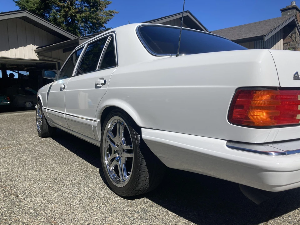 1990 Mercedes-Benz W126 S-Class Sedan - Image 19 of 31