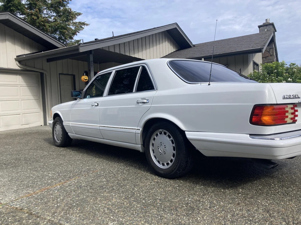 1990 Mercedes-Benz W126 S-Class Sedan - Image 7 of 31