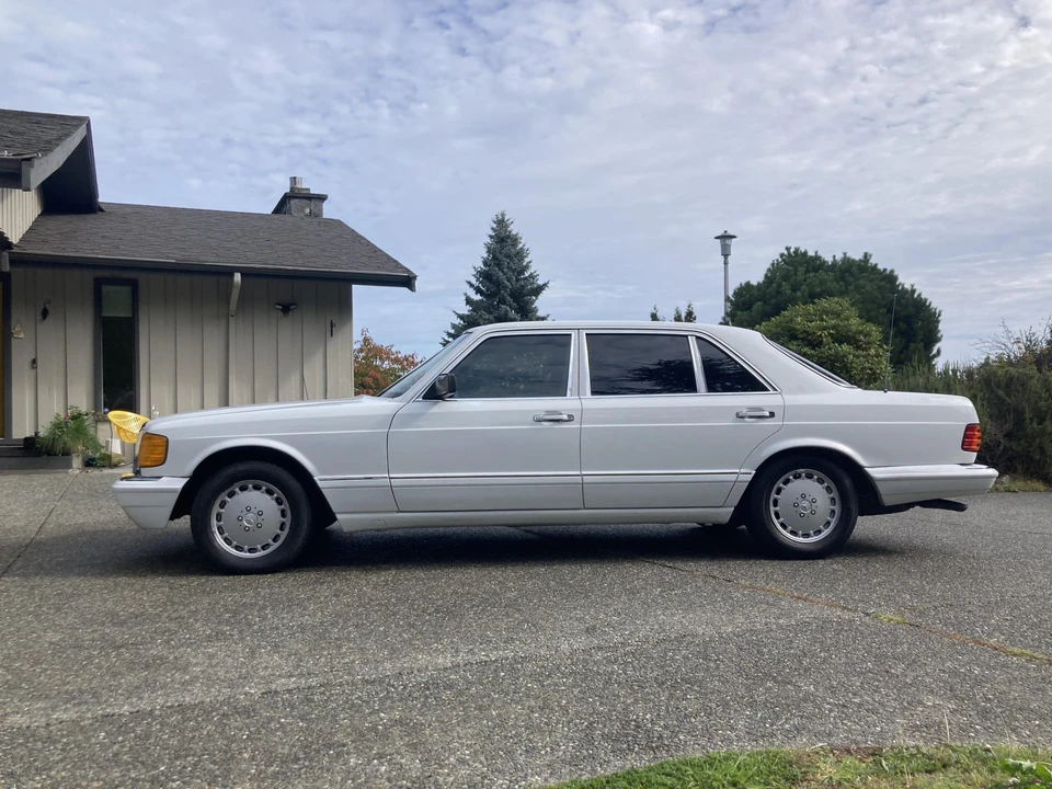 1990 Mercedes-Benz W126 S-Class Sedan - Image 5 of 31