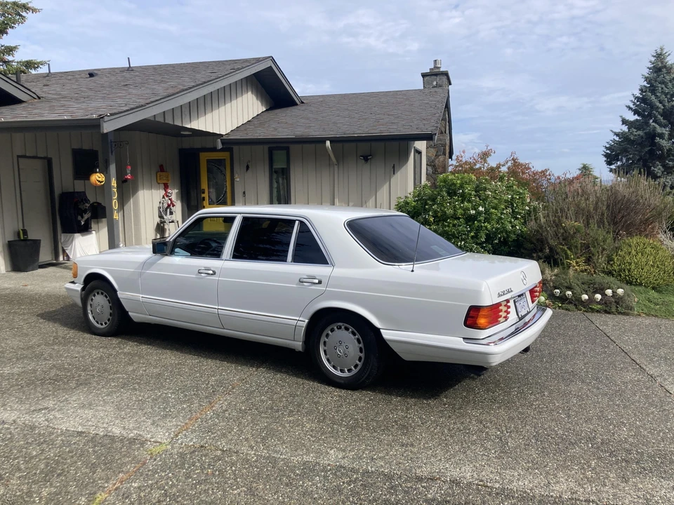 1990 Mercedes-Benz W126 S-Class Sedan - Image 6 of 31