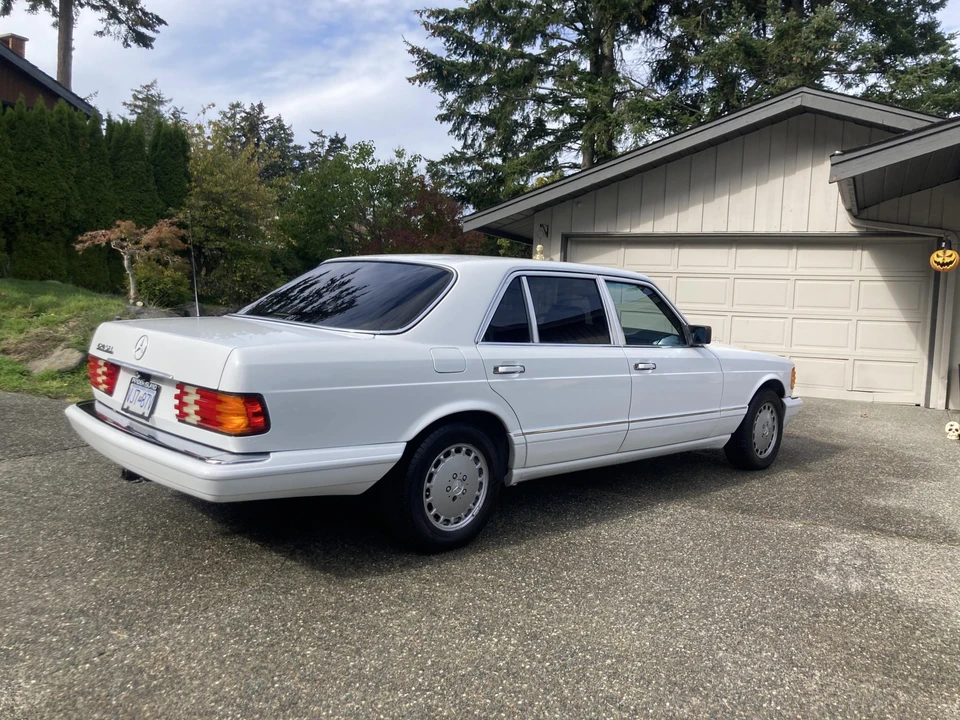 1990 Mercedes-Benz W126 S-Class Sedan - Image 8 of 31