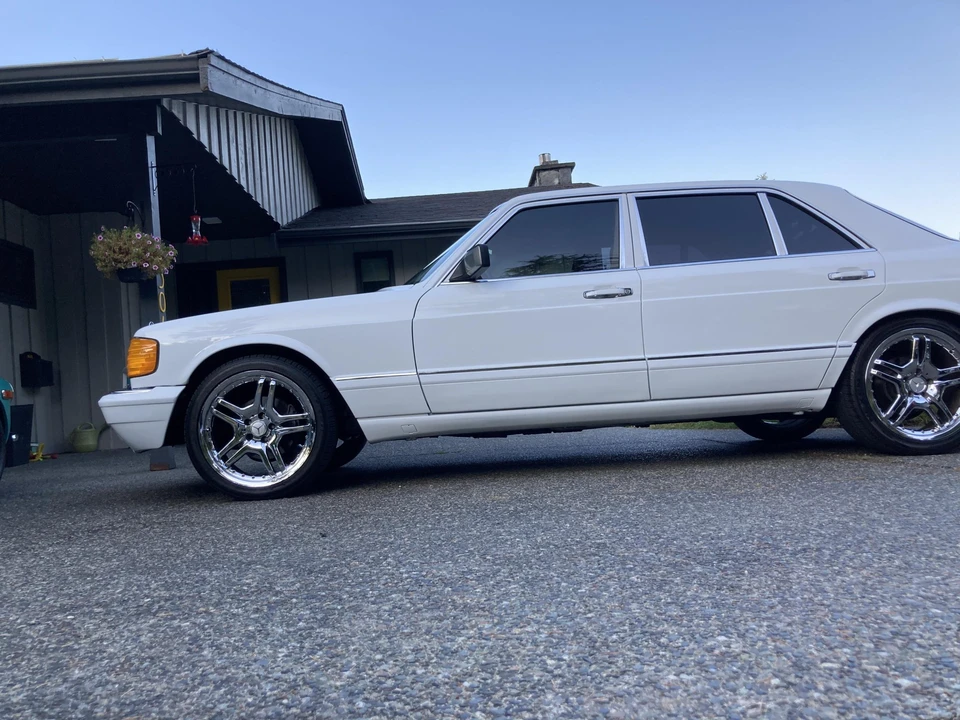 1990 Mercedes-Benz W126 S-Class Sedan - Image 30 of 31