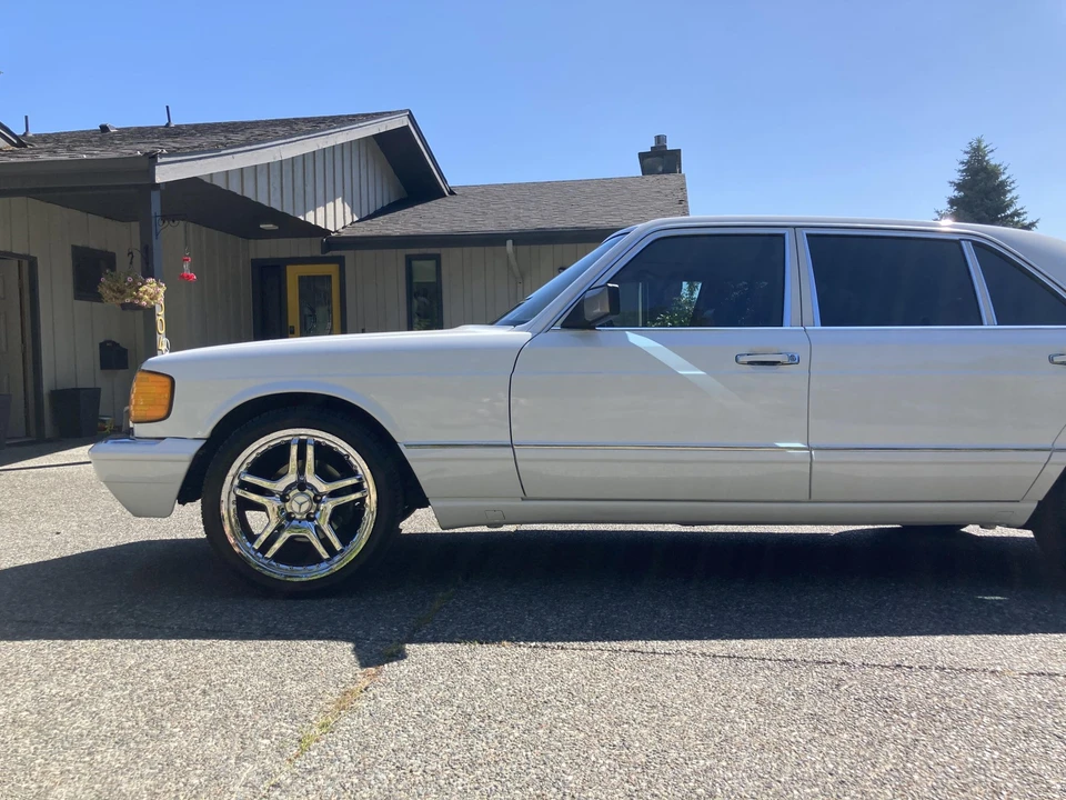 1990 Mercedes-Benz W126 S-Class Sedan - Image 29 of 31