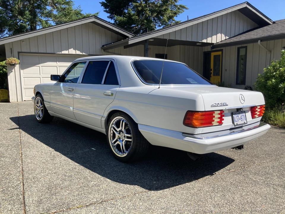 1990 Mercedes-Benz W126 S-Class Sedan - Image 29 of 31
