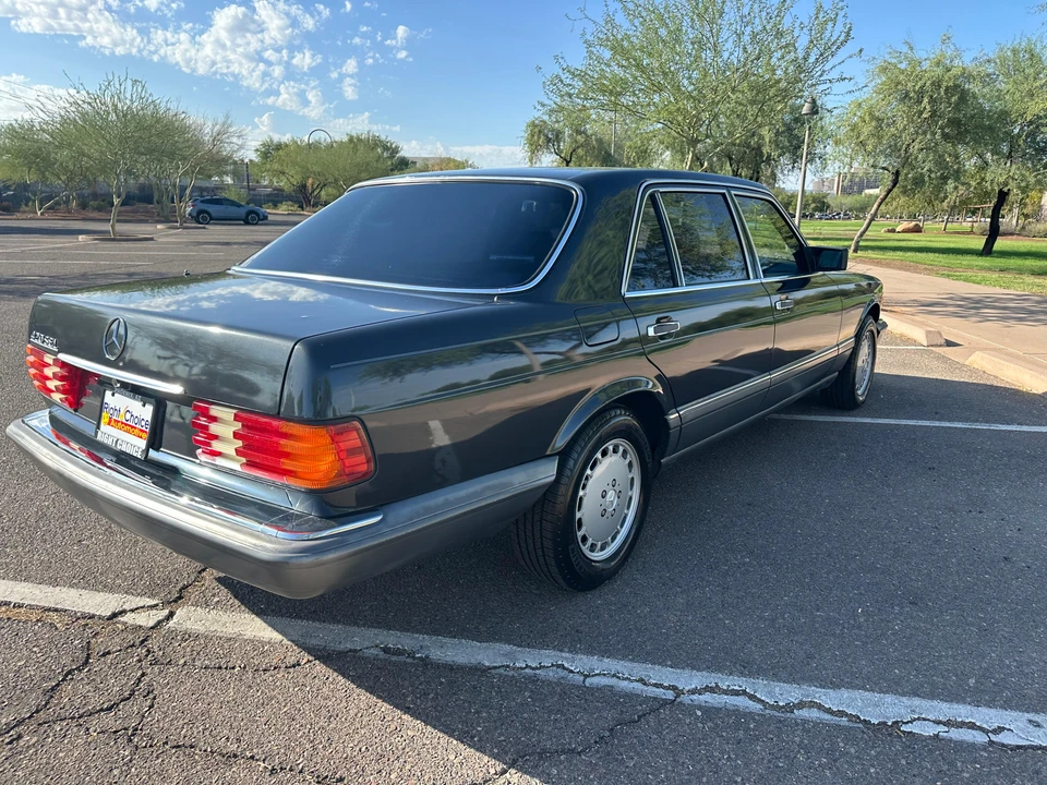 1990 Mercedes-Benz W126 S-Class Sedan - Image 21 of 31