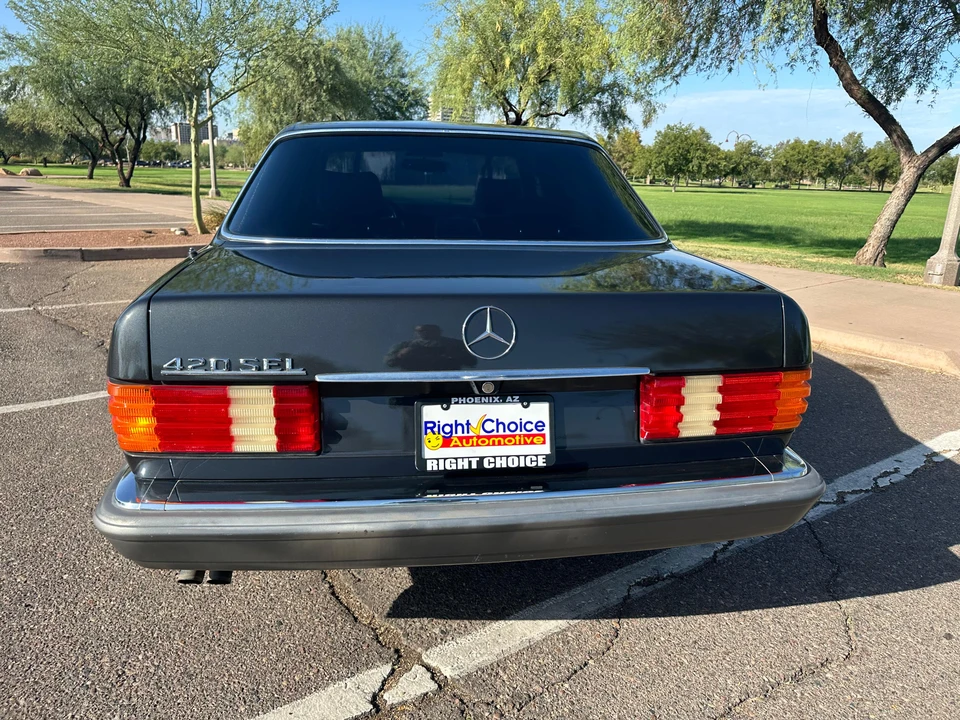 1990 Mercedes-Benz W126 S-Class Sedan - Image 15 of 31