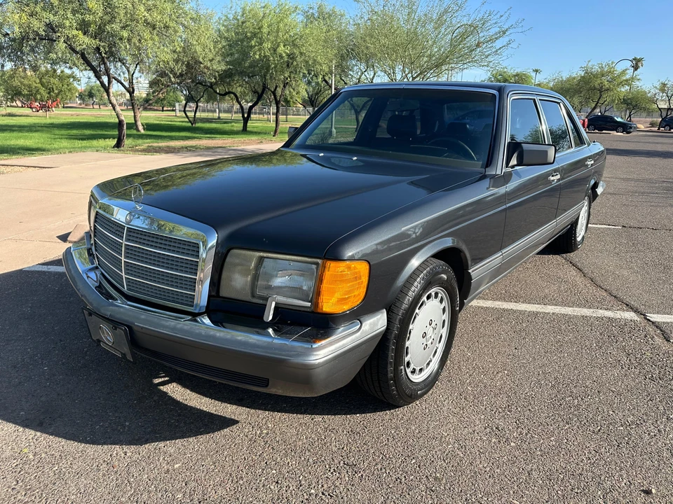 1990 Mercedes-Benz W126 S-Class Sedan - Image 10 of 31