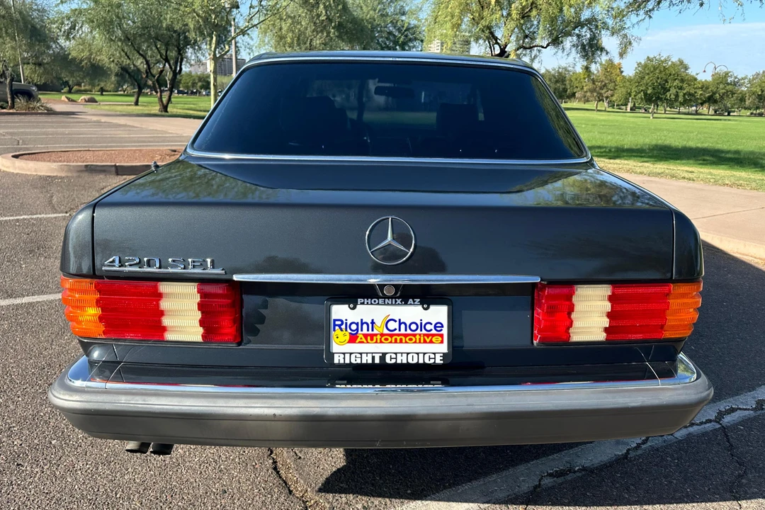 1990 Mercedes-Benz W126 S-Class Sedan - Image 5 of 31