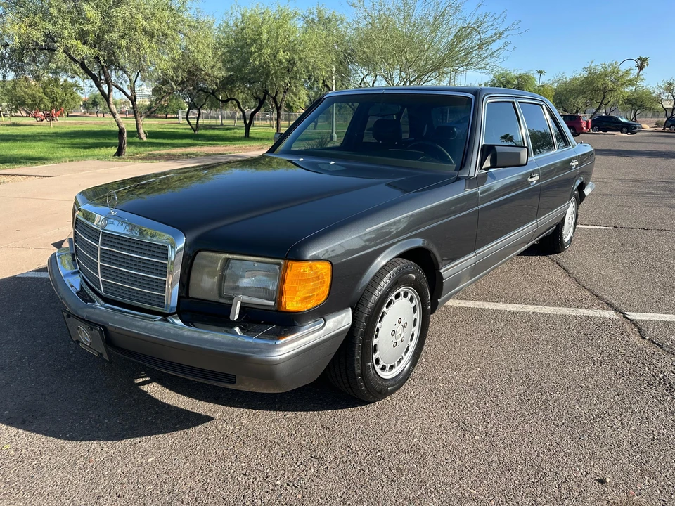 1990 Mercedes-Benz W126 S-Class Sedan - Image 11 of 31