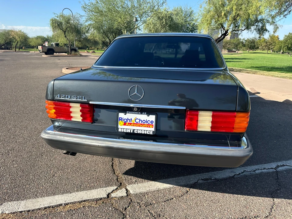 1990 Mercedes-Benz W126 S-Class Sedan - Image 16 of 31