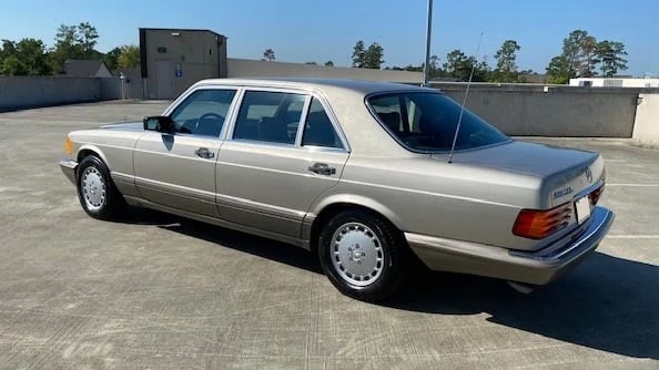 1990 Mercedes-Benz W126 S-Class Sedan - Image 11 of 15