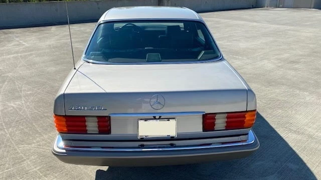 1990 Mercedes-Benz W126 S-Class Sedan - Image 12 of 15