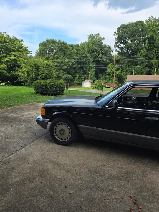 1990 Mercedes-Benz W126 S-Class Sedan - Image 9 of 31