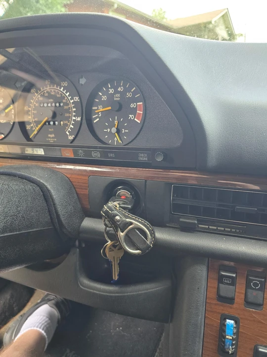 1990 Mercedes-Benz W126 S-Class Sedan - Image 28 of 31