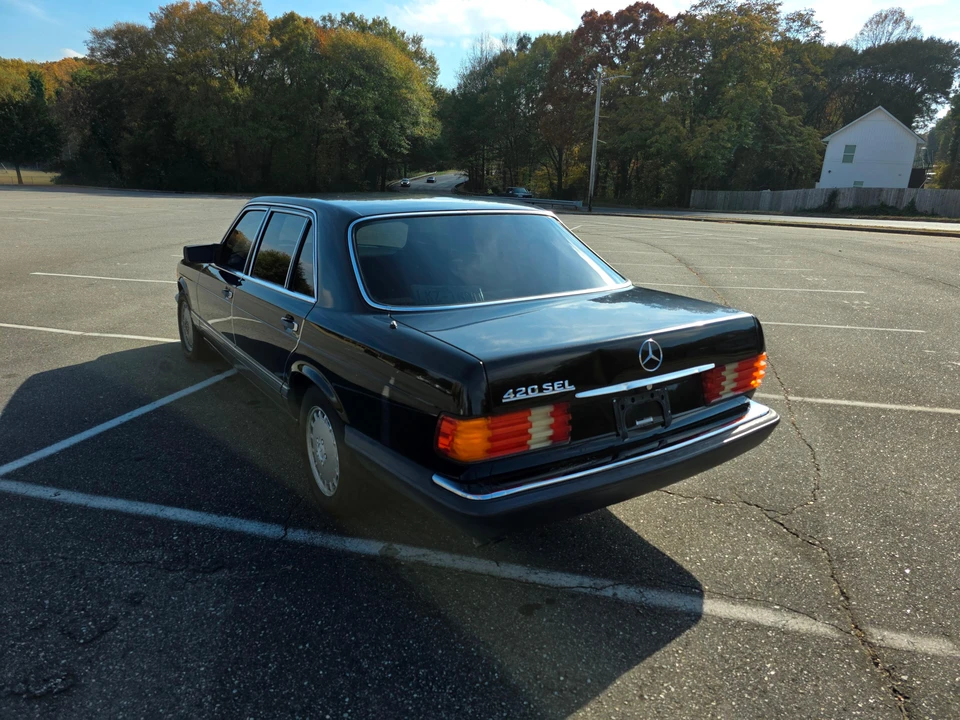 1990 Mercedes-Benz W126 S-Class Sedan - Image 7 of 31