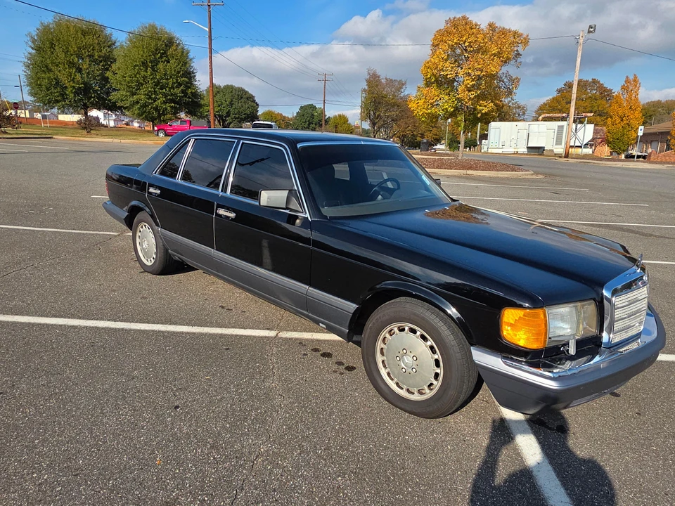 1990 Mercedes-Benz W126 S-Class Sedan - Image 8 of 31