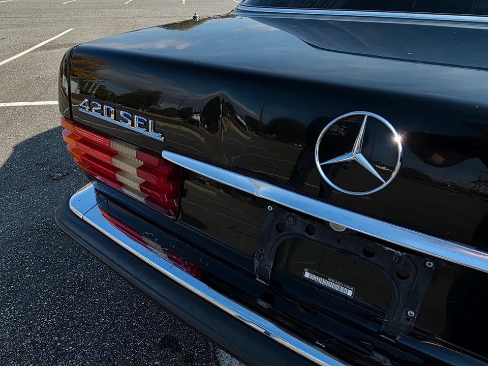 1990 Mercedes-Benz W126 S-Class Sedan - Image 15 of 31