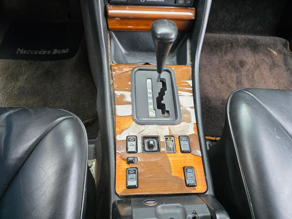 1990 Mercedes-Benz W126 S-Class Sedan - Image 31 of 31