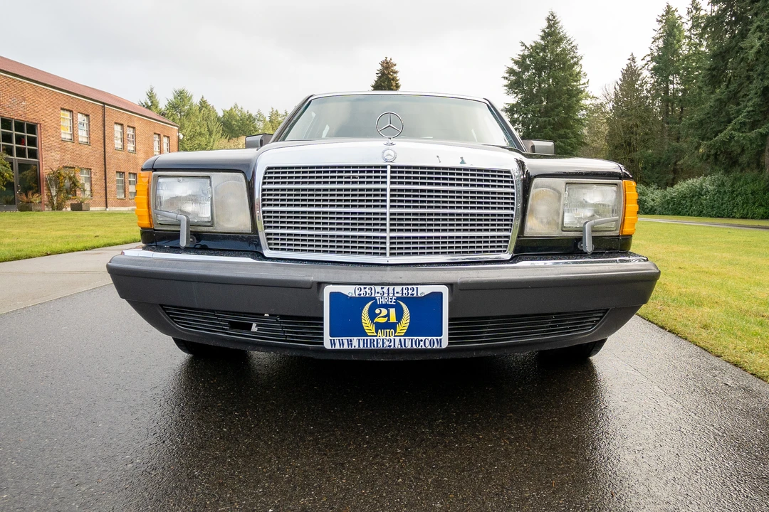 1990 Mercedes-Benz W126 S-Class Sedan - Image 6 of 31
