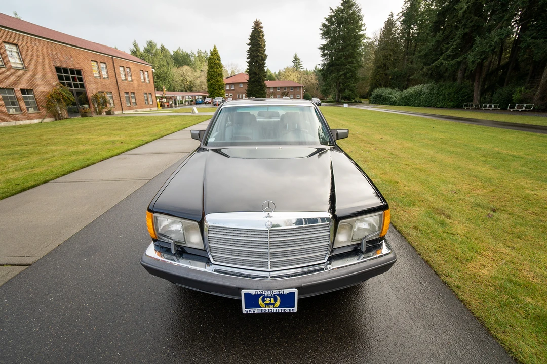 1990 Mercedes-Benz W126 S-Class Sedan - Image 5 of 31