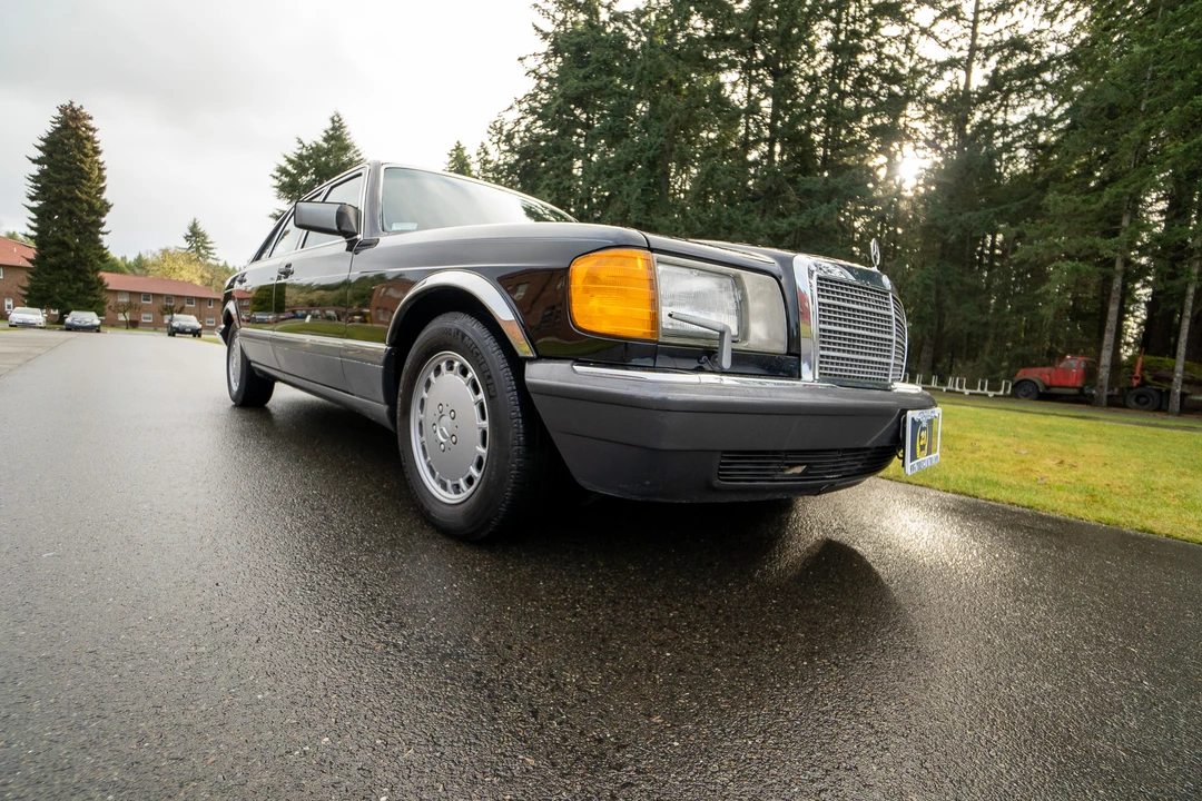 1990 Mercedes-Benz W126 S-Class Sedan - Image 8 of 31
