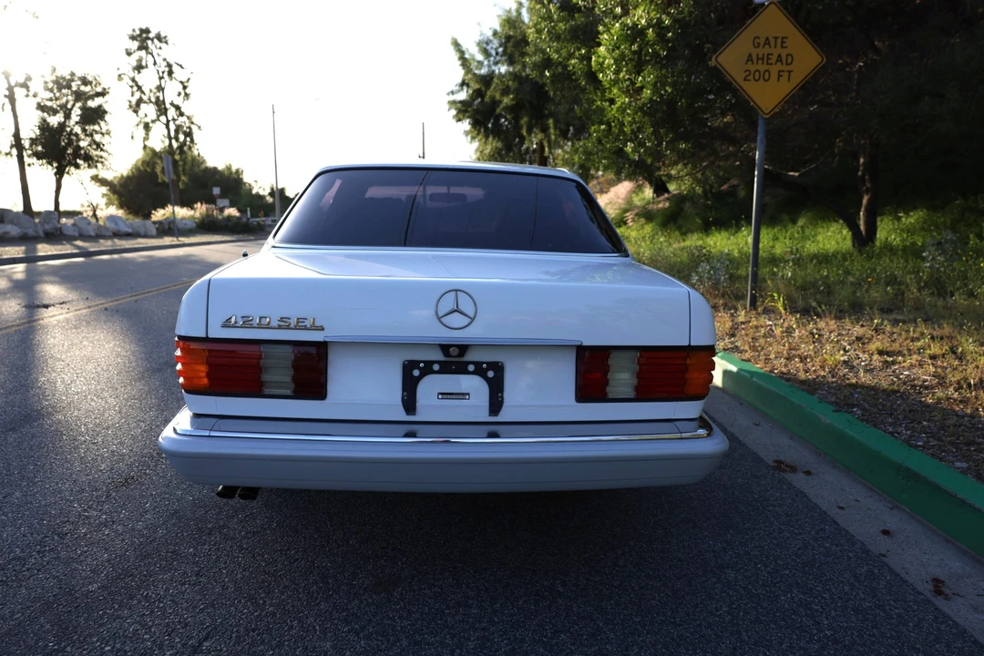 1990 Mercedes-Benz W126 S-Class Sedan - Image 23 of 31