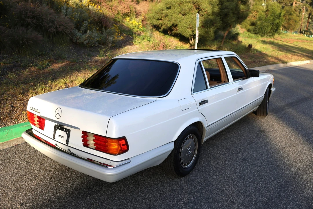 1990 Mercedes-Benz W126 S-Class Sedan - Image 21 of 31