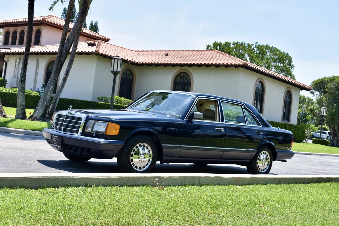 1990 Mercedes-Benz W126 S-Class Sedan - Image 17 of 31
