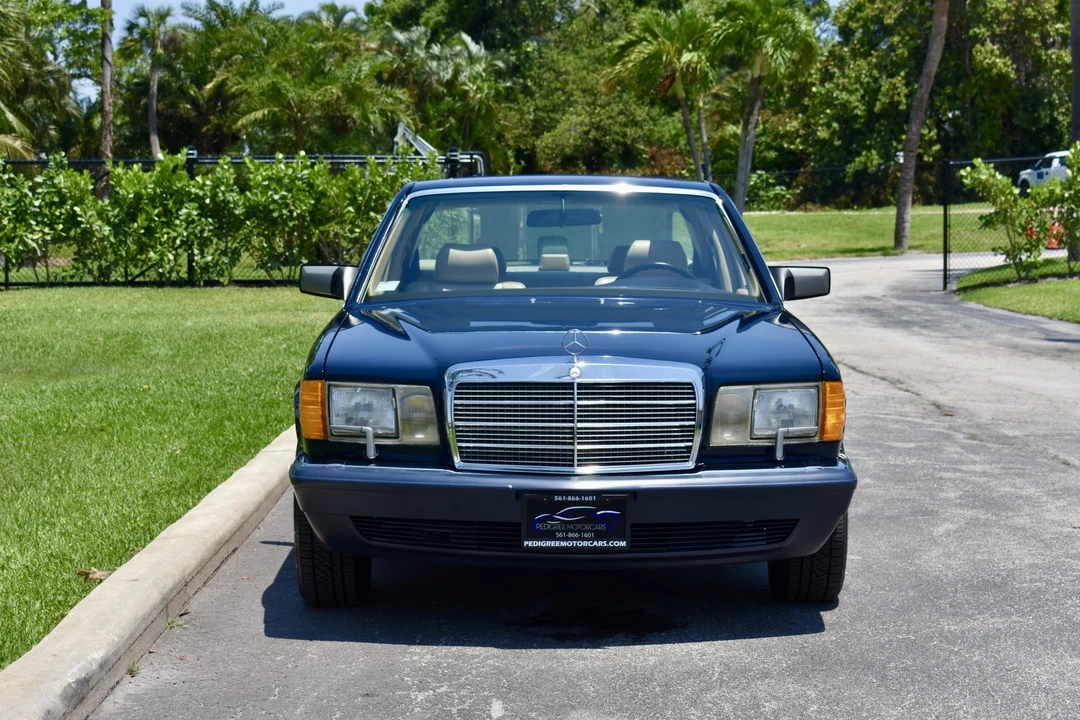 1990 Mercedes-Benz W126 S-Class Sedan - Image 23 of 31