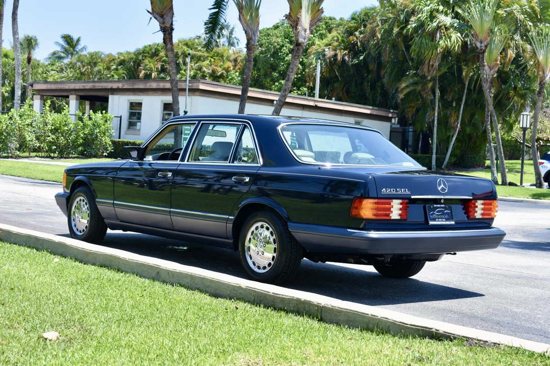 1990 Mercedes-Benz W126 S-Class Sedan - Image 19 of 31