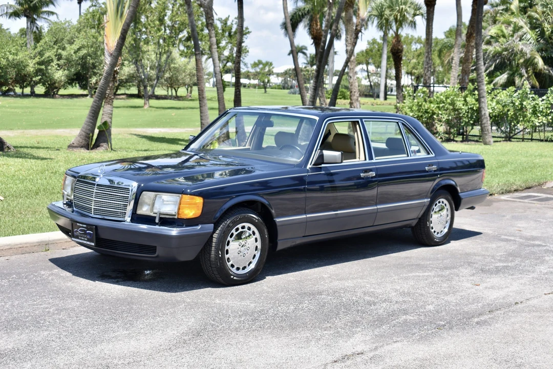 1990 Mercedes-Benz W126 S-Class Sedan - Image 5 of 31