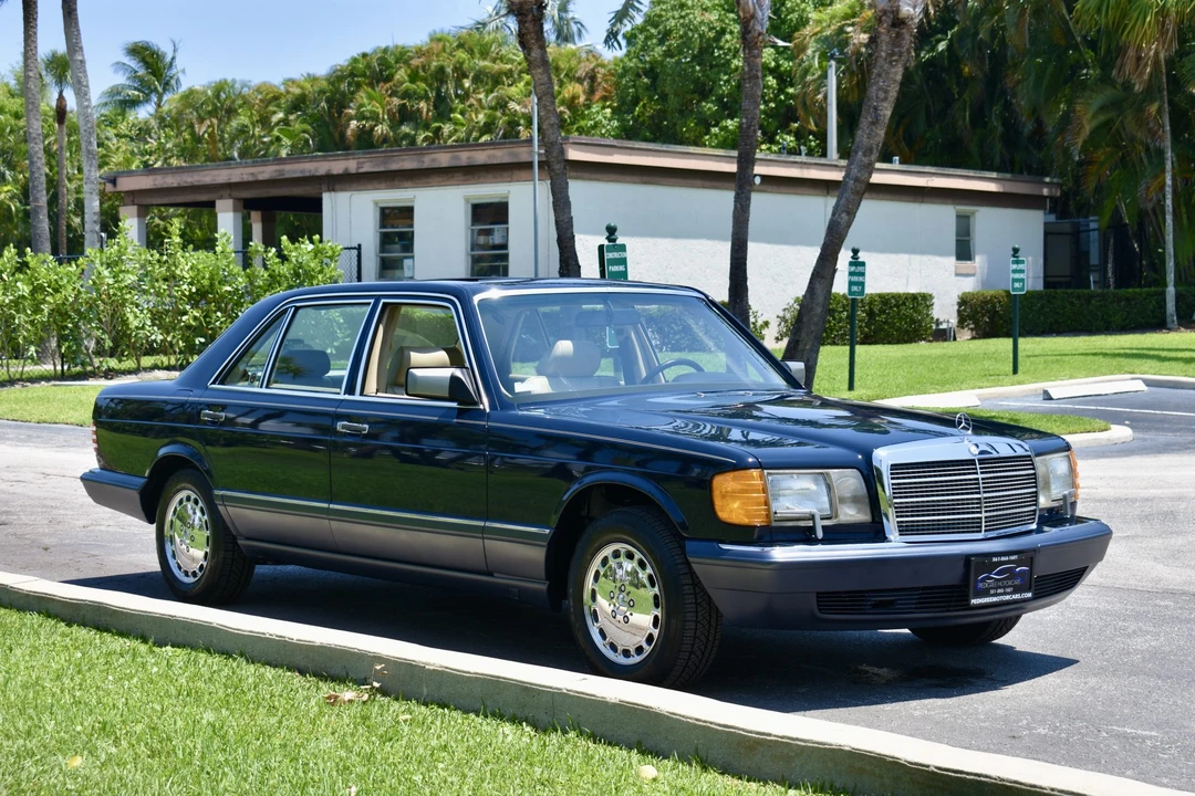 1990 Mercedes-Benz W126 S-Class Sedan - Image 15 of 31