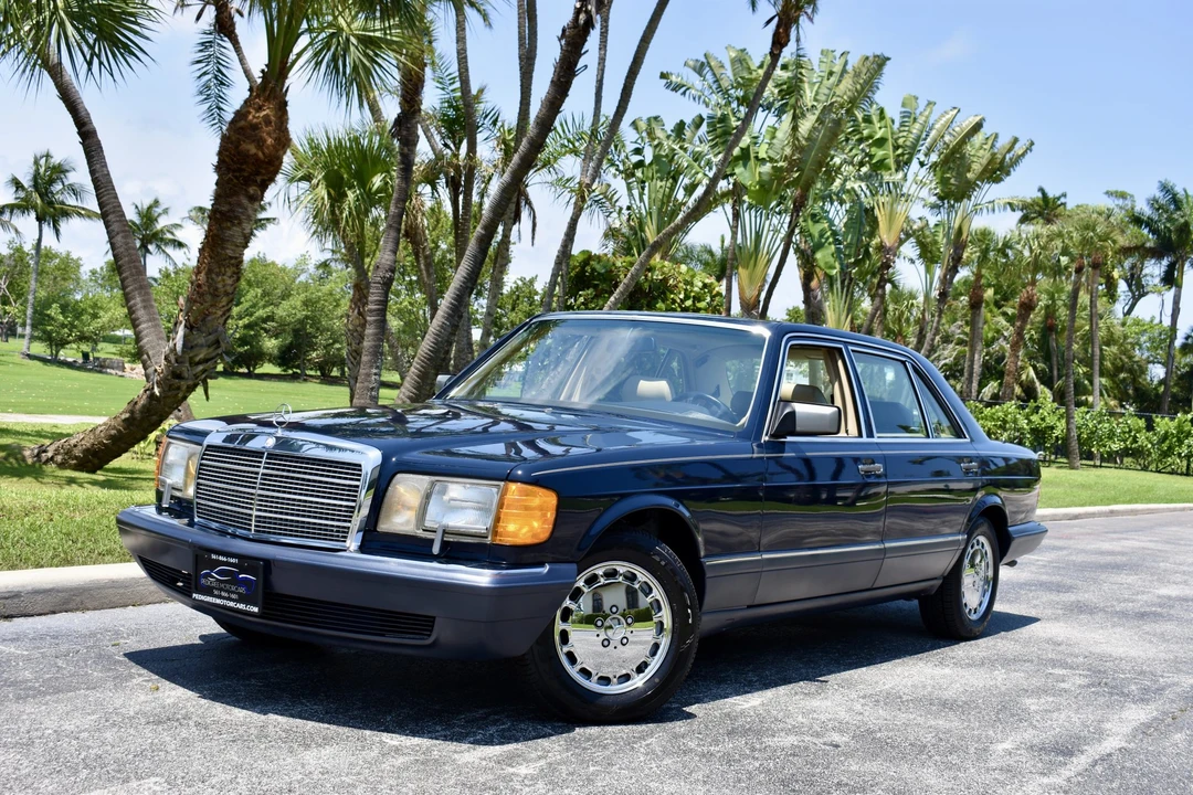 1990 Mercedes-Benz W126 S-Class Sedan - Image 3 of 31