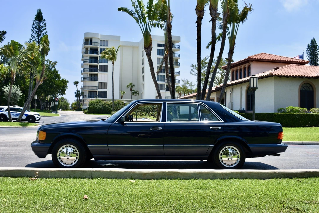 1990 Mercedes-Benz W126 S-Class Sedan - Image 18 of 31