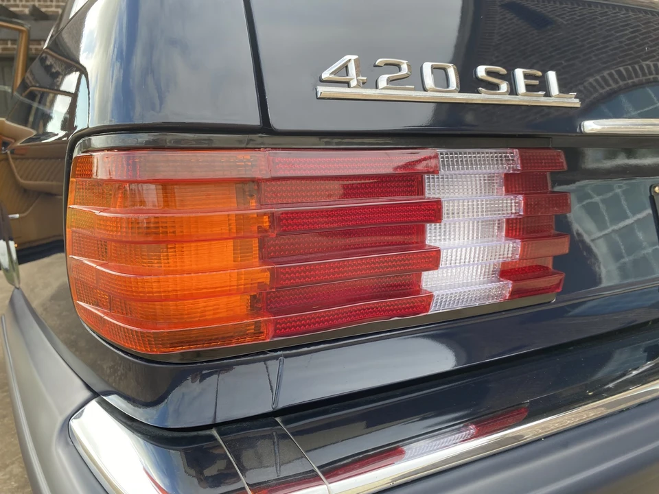 1990 Mercedes-Benz W126 S-Class Sedan - Image 26 of 31
