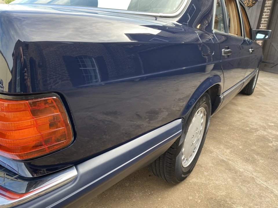 1990 Mercedes-Benz W126 S-Class Sedan - Image 29 of 31
