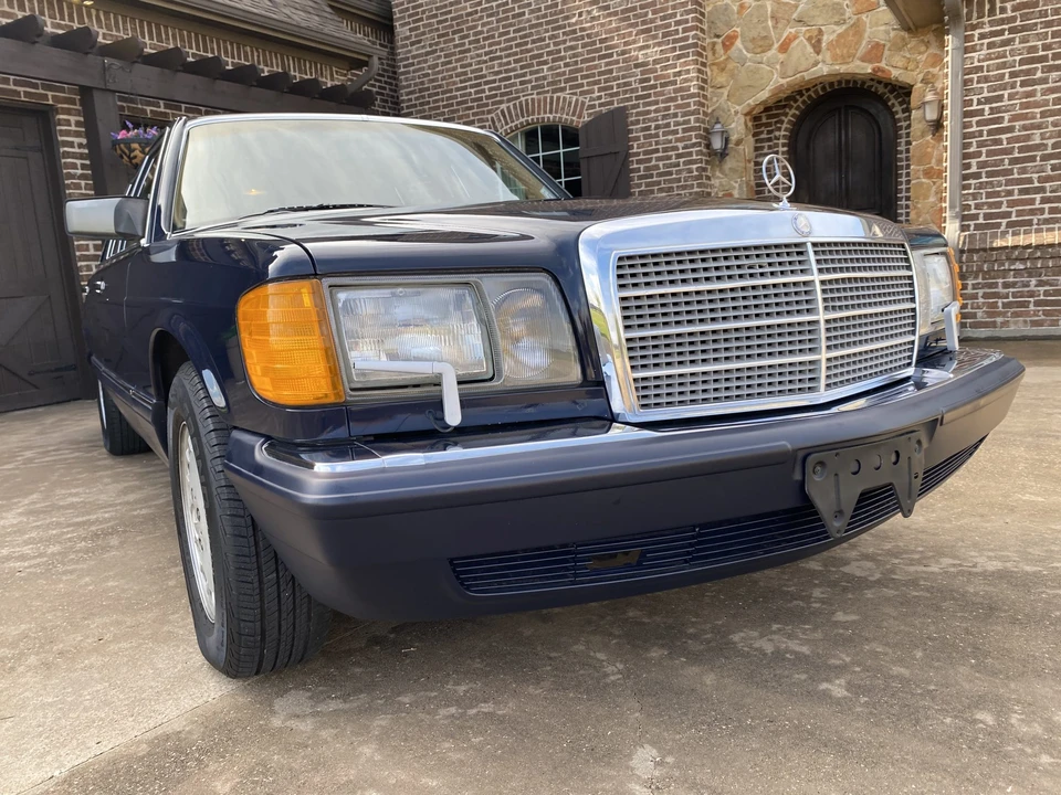 1990 Mercedes-Benz W126 S-Class Sedan - Image 6 of 31