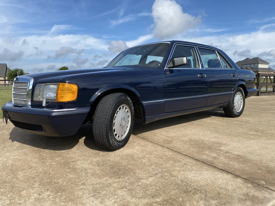 1990 Mercedes-Benz W126 S-Class Sedan - Image 11 of 31