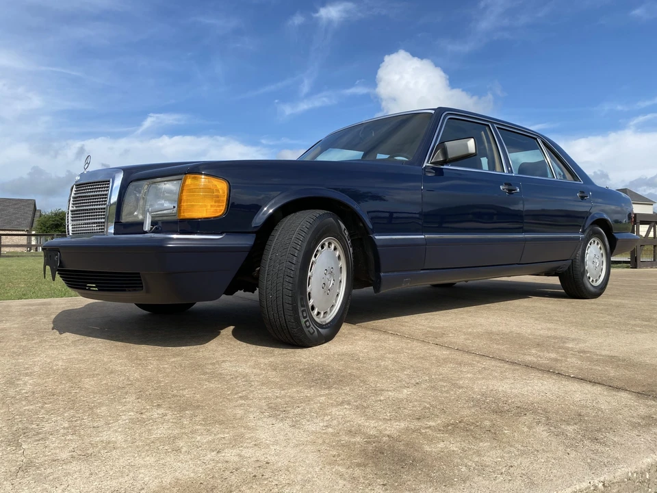 1990 Mercedes-Benz W126 S-Class Sedan - Image 10 of 31