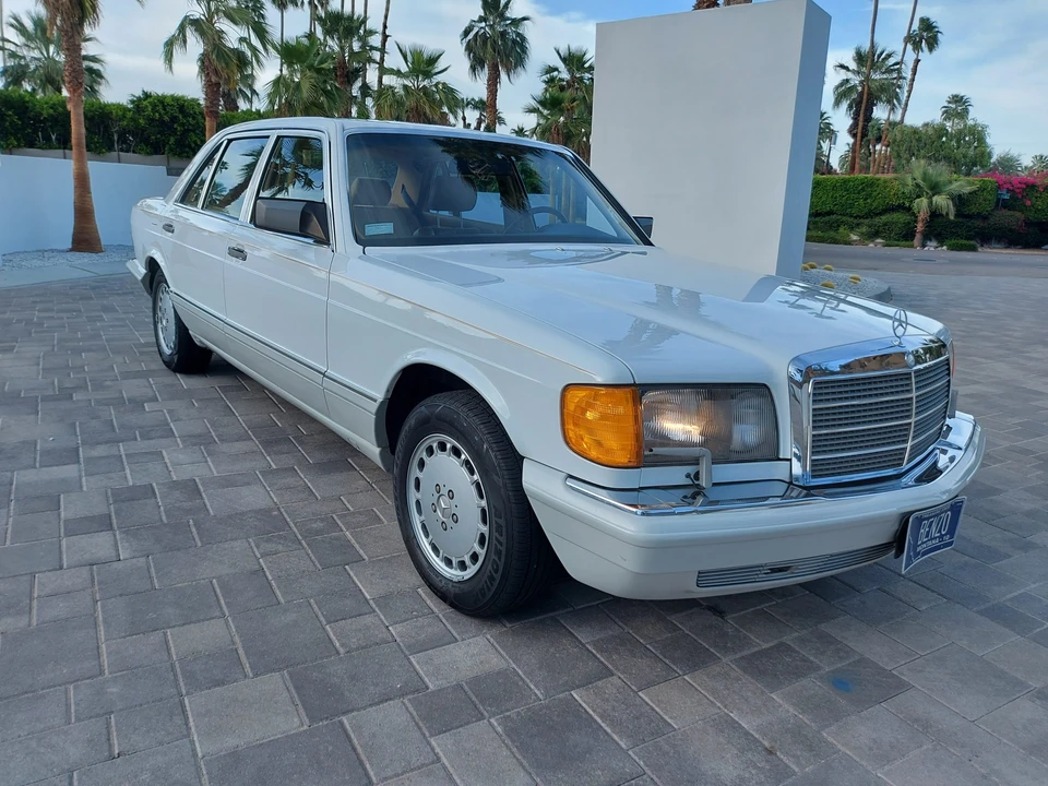 1990 Mercedes-Benz W126 S-Class Sedan - Image 3 of 31