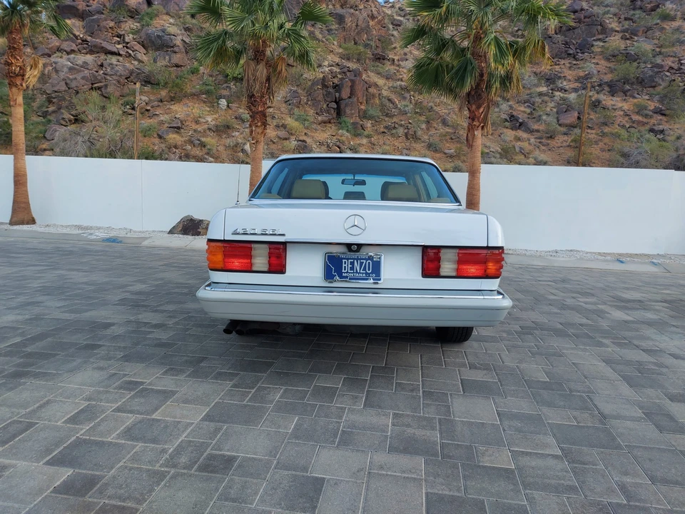 1990 Mercedes-Benz W126 S-Class Sedan - Image 10 of 31