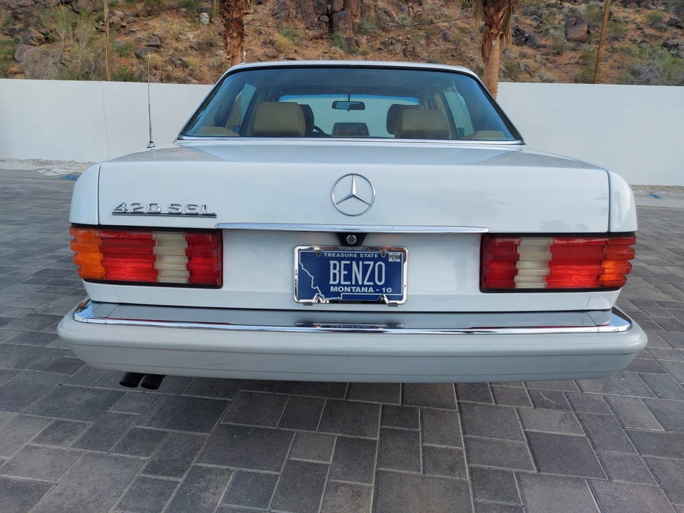 1990 Mercedes-Benz W126 S-Class Sedan - Image 11 of 31