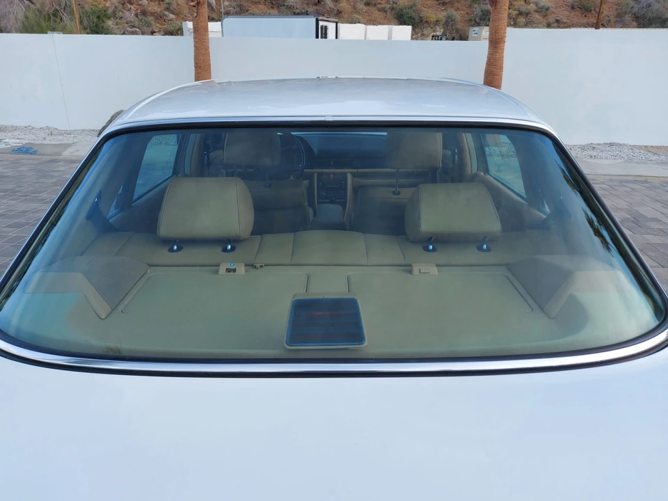 1990 Mercedes-Benz W126 S-Class Sedan - Image 24 of 31