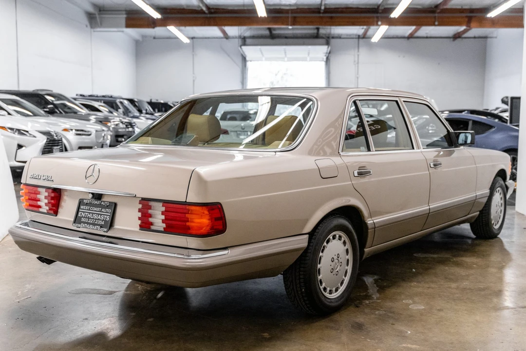 1990 Mercedes-Benz W126 S-Class Sedan - Image 6 of 31