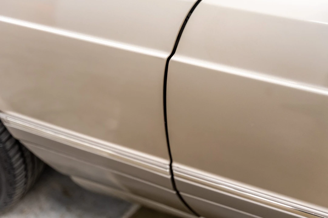 1990 Mercedes-Benz W126 S-Class Sedan - Image 21 of 31