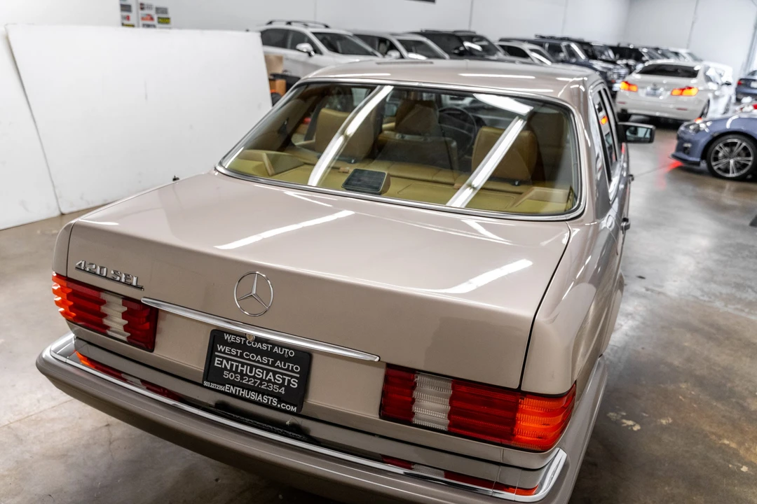 1990 Mercedes-Benz W126 S-Class Sedan - Image 5 of 31