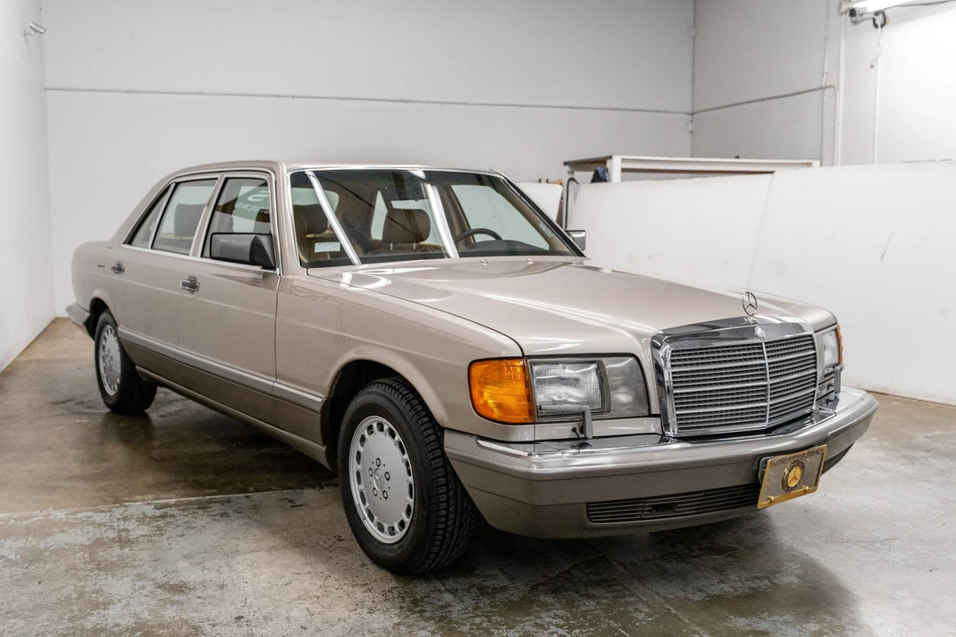 1990 Mercedes-Benz W126 S-Class Sedan - Image 8 of 31