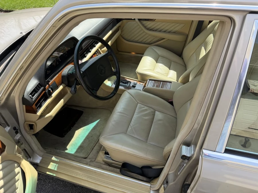 1990 Mercedes-Benz W126 S-Class Sedan - Image 7 of 13